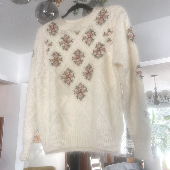 Embroidered knit sweater-Vintage Marnie West - Picture 3 of 5